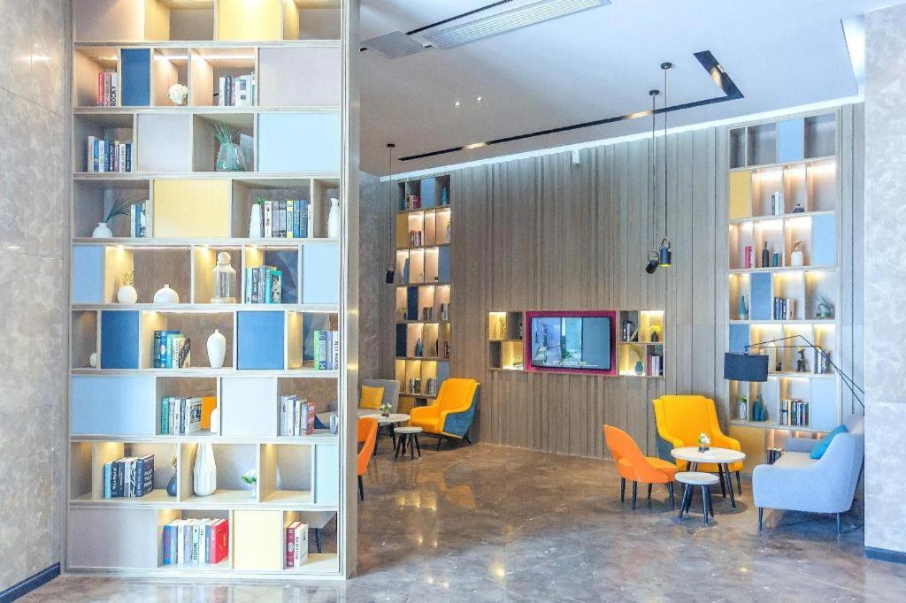 Echarm Hotel Yangjiang Baili Plaza Extérieur photo